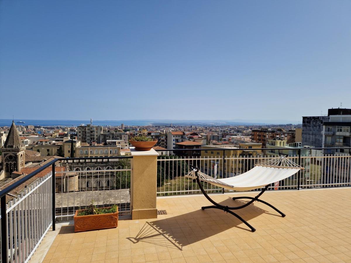 Top Floor Aparthotel Bentivoglio Катания Экстерьер фото