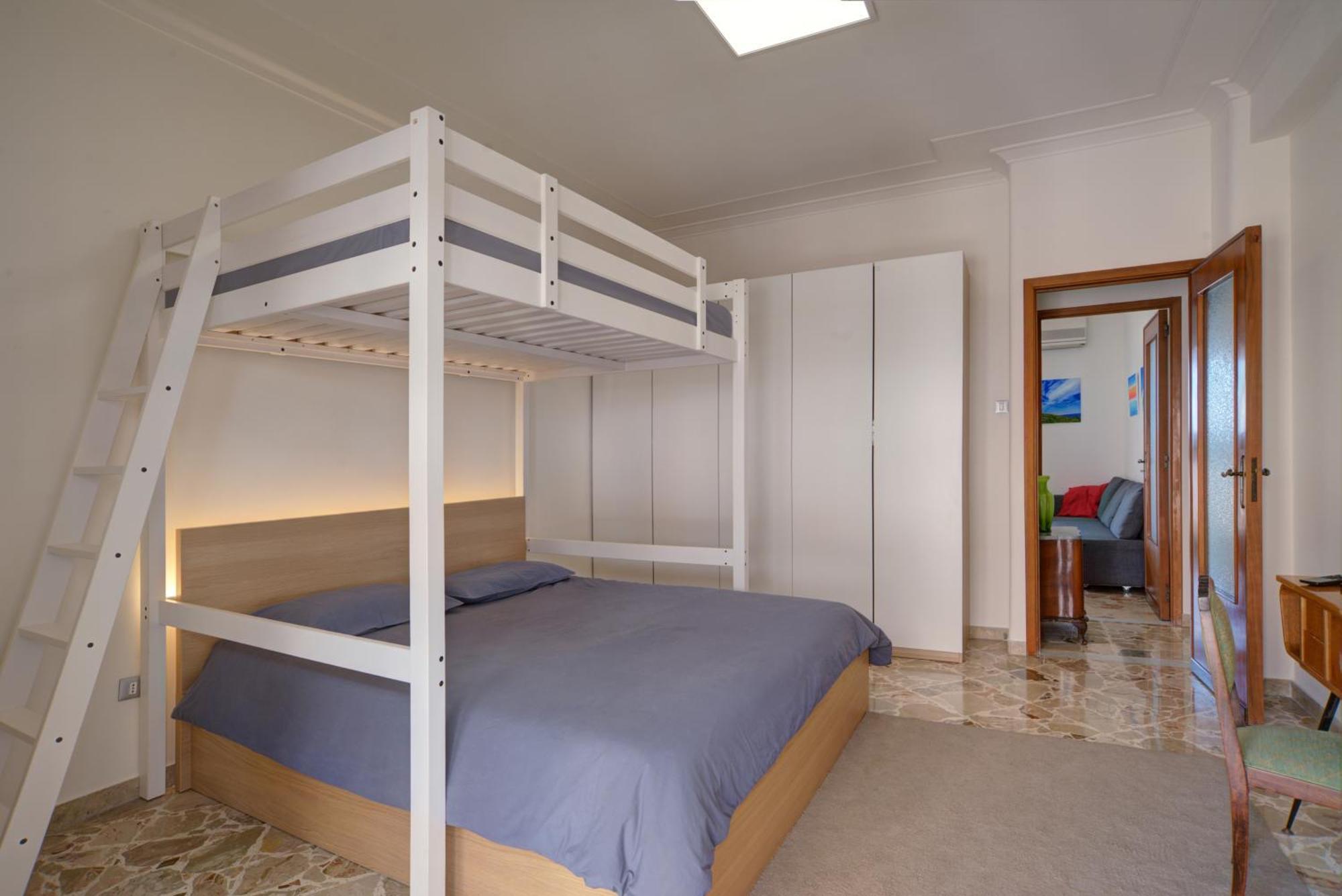 Top Floor Aparthotel Bentivoglio Катания Экстерьер фото