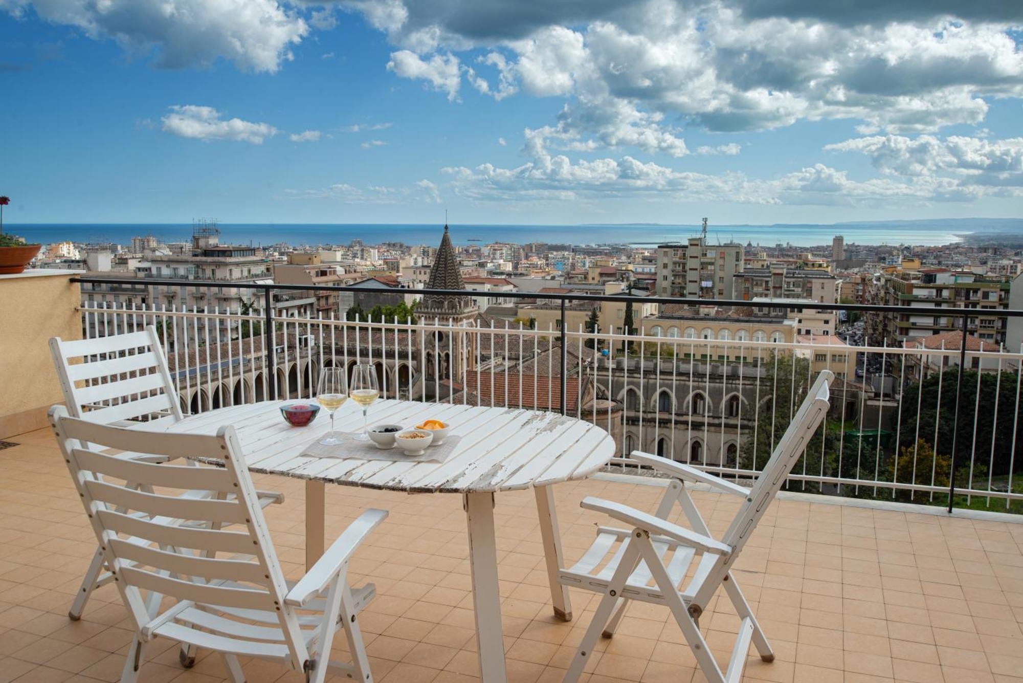 Top Floor Aparthotel Bentivoglio Катания Экстерьер фото